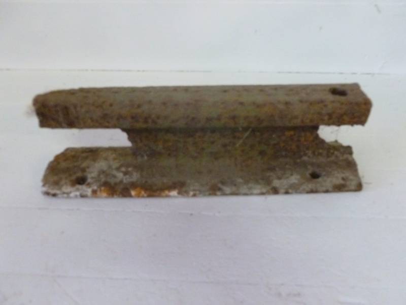 lot 48 image: Vintage Anvil