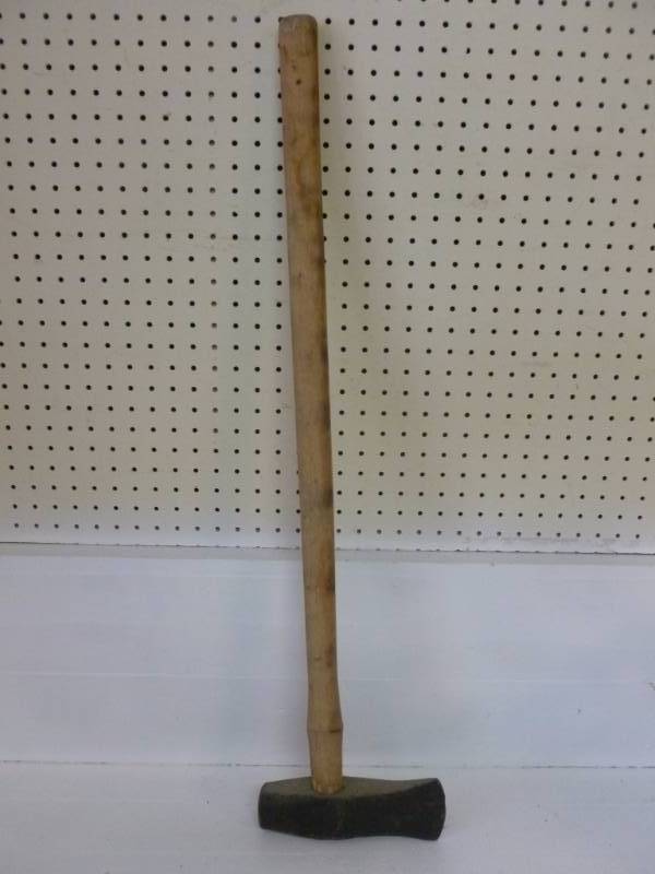 lot 49 image: Splitting Maul