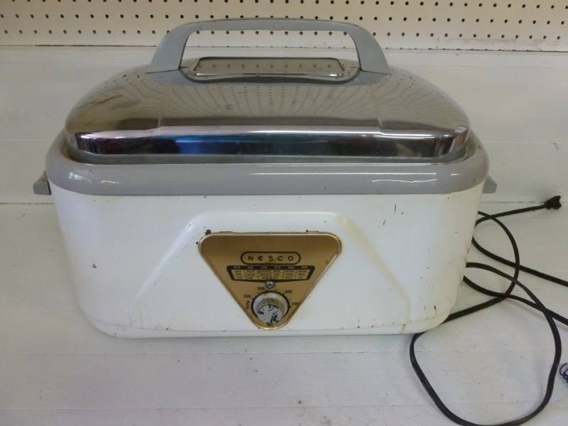 lot 72 image: Roaster Oven