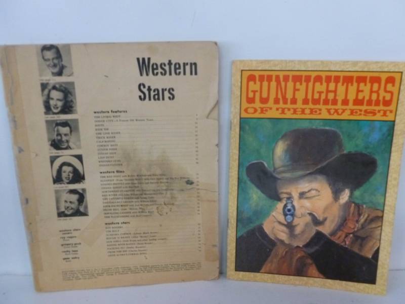 lot 117 image: Vintage Paper Items