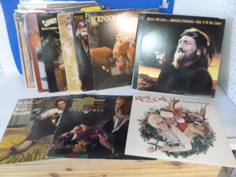 lot 168 image: Record Albums