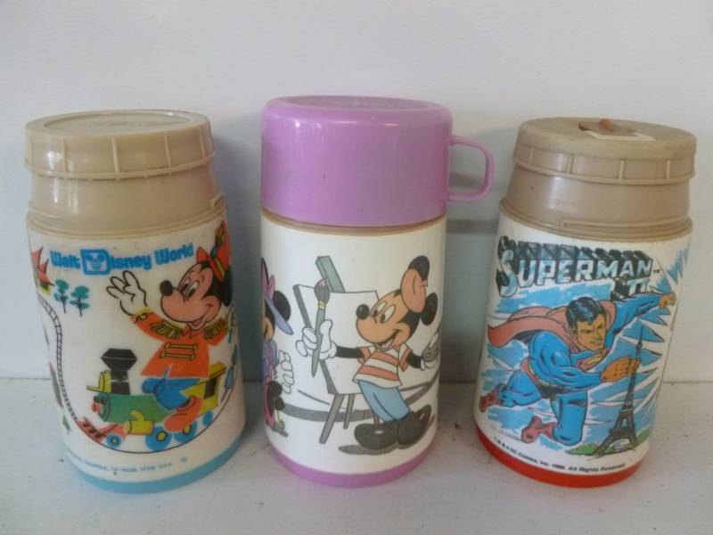 lot 190 image: Vintage Thermos Jugs
