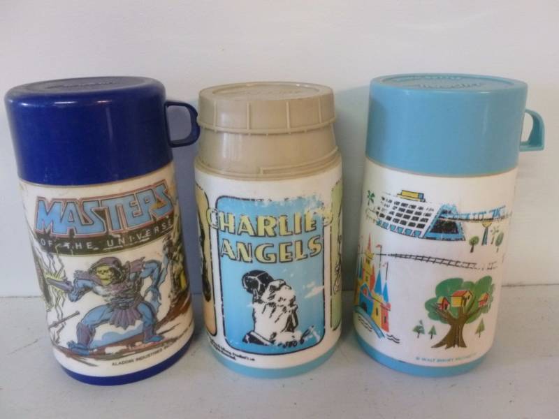 lot 192 image: Vintage Thermos Jugs