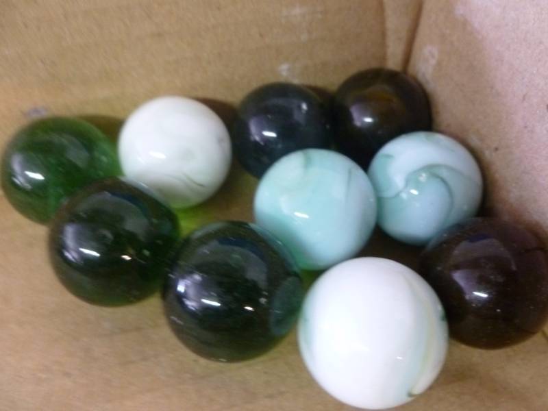 lot 262 image: Shooter Marbles
