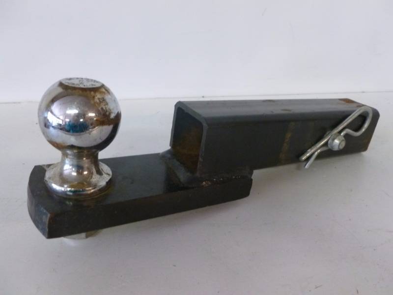 lot 268 image: Receiver Hitch