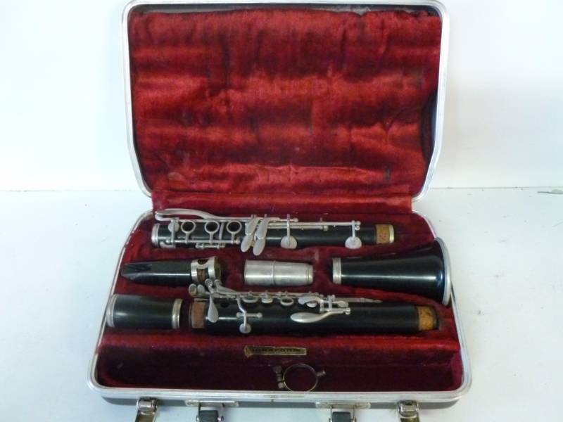 lot 276 image: Clarinet