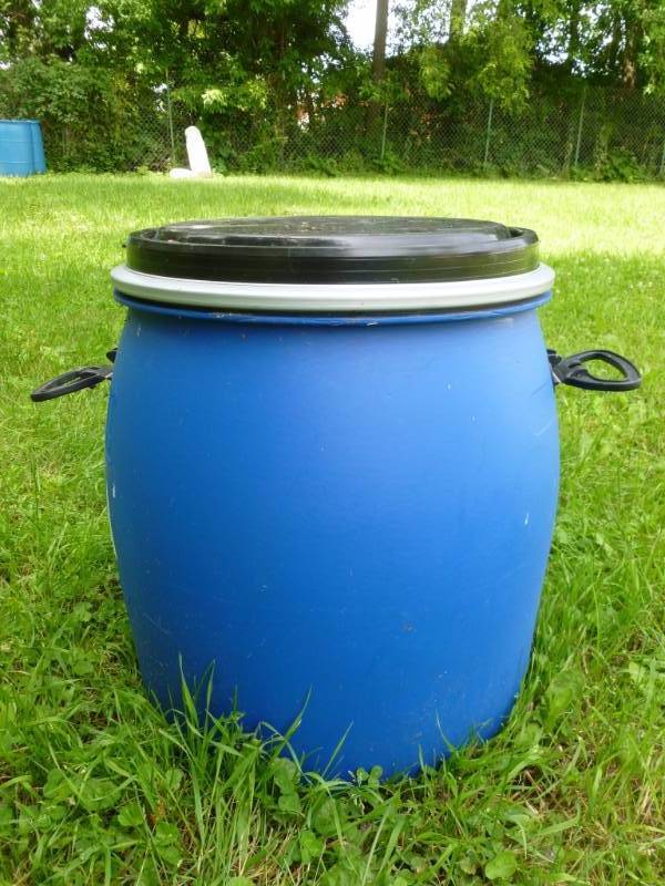 lot 305 image: Barrel