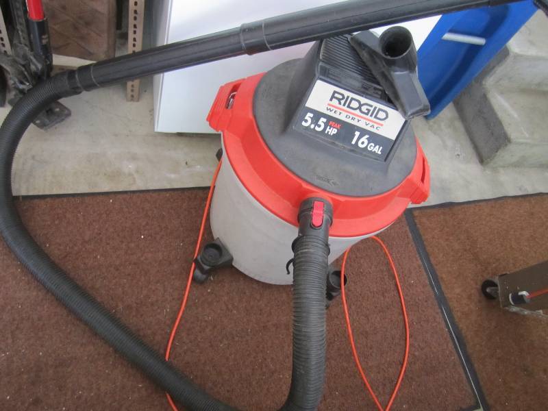 Rigid 16 gallon wet dry vacuum...