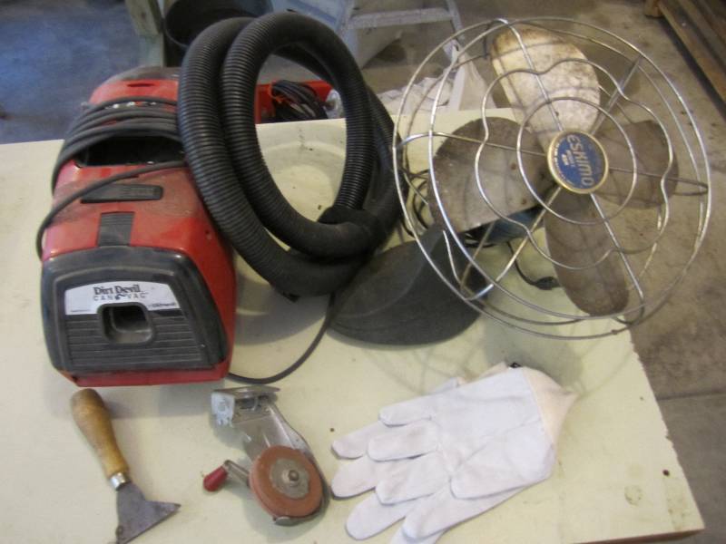 Dirt Devil can vac, vintage fan and...