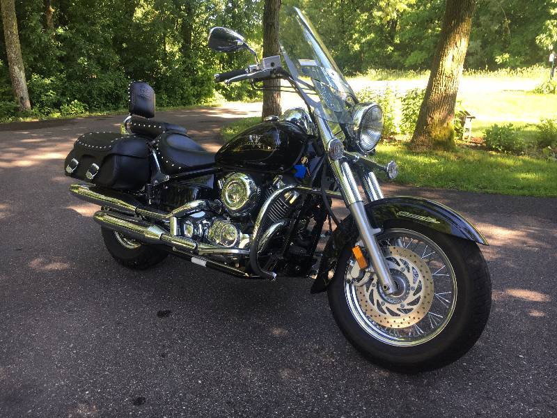 lot 1 image: 2009 Yamaha V Star Silverado 650 w Cover