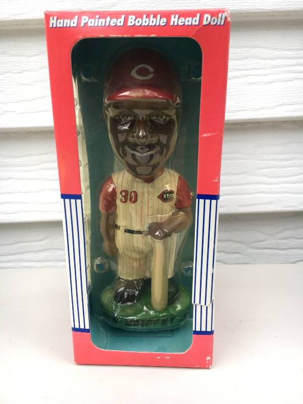 lot 53 image: Ken Griffey Jr - Bobble Head
