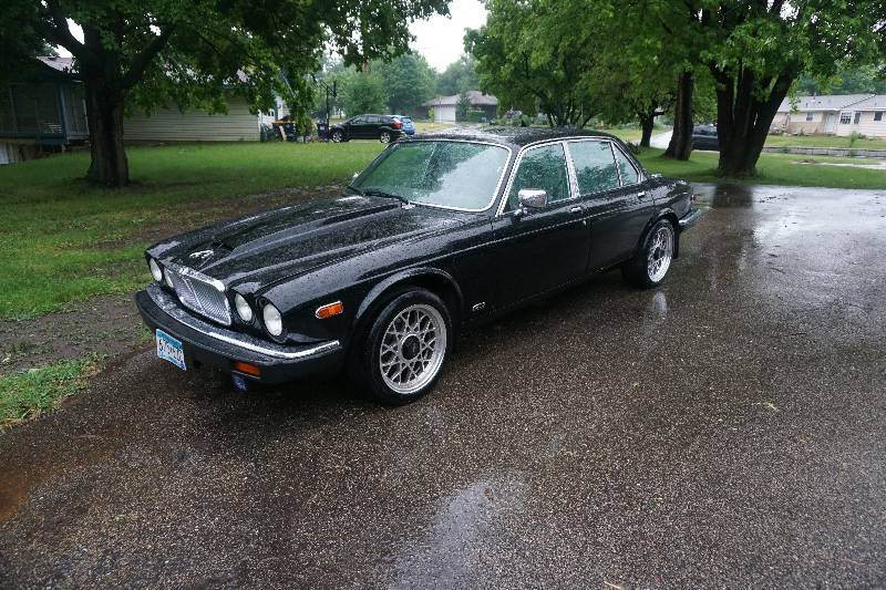 Jaguar XJ 12 Custom