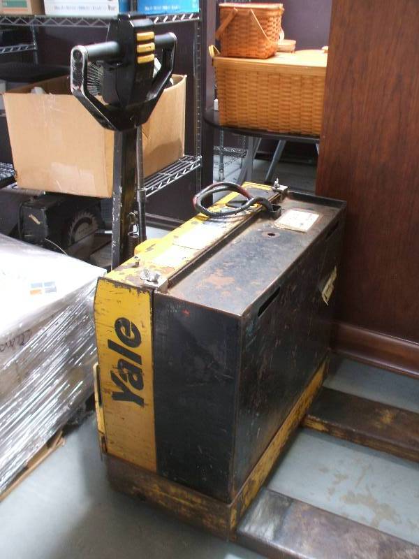 ELECTRIC PALLET JACK