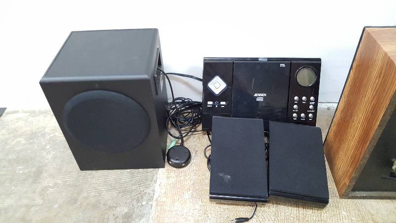 lot 61 image: FOR PARTS  REPAIR RadioShack Subwoofer Computer Sub, Jensen JMC-180 Speaker System, Infinity Bookend Speakers, Element EOD4 Speakers, Sterling MX3 Monitors