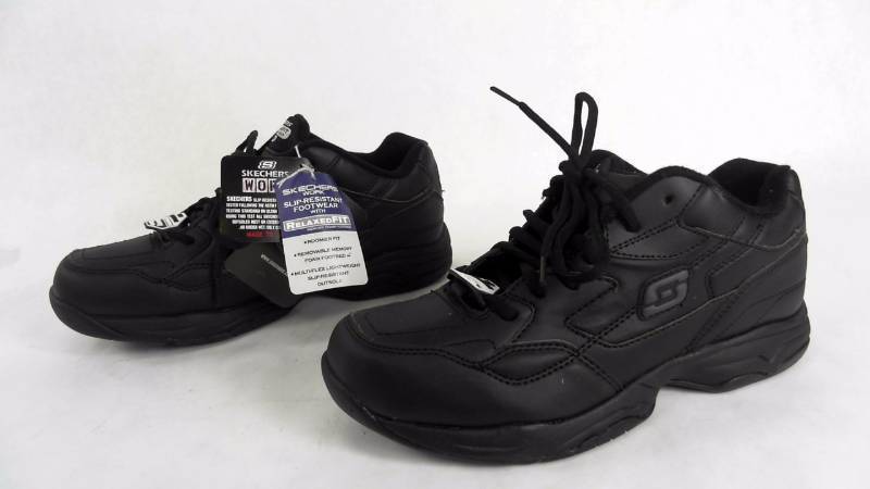 lot 22 image: Womens Skechers Relaxed Fit Memory Foam Work Shoes - Size 10