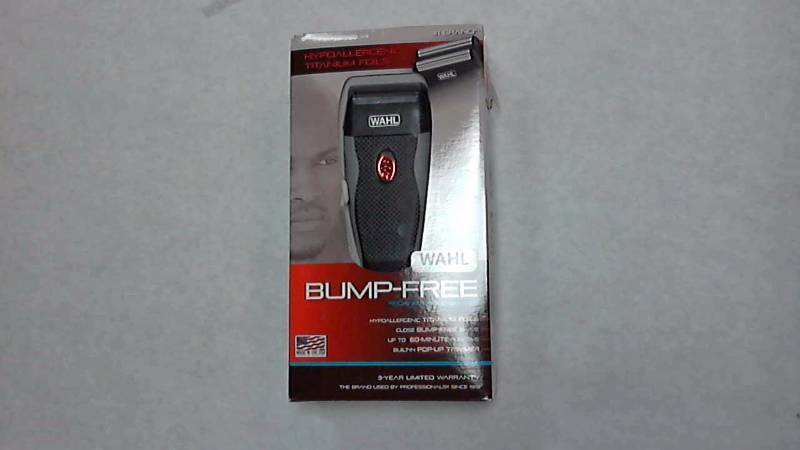 lot 2692 image: Wahl BUMP-FREE Shaver