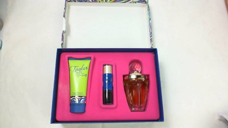 lot 2650 image: Womens Taylor 3-Pc. Gift Set by Taylor Swift