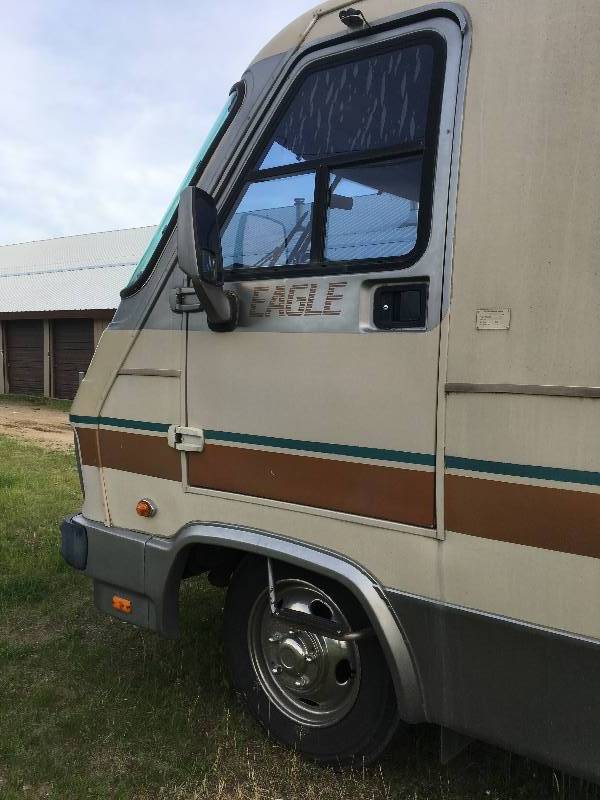 lot 1 image: 1988, 32 FOOT FLEETWOOD SOUTHWIND MOTORHOME, CLASS A