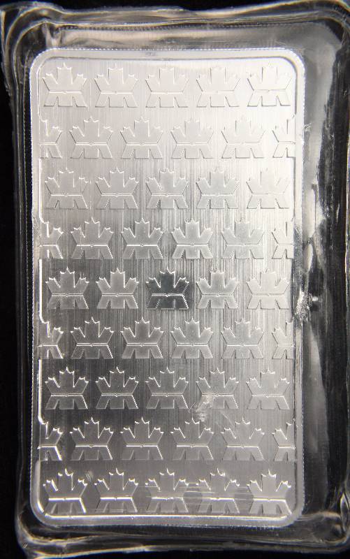 lot 25 image: 10 TROY OZ. .9999 FINE SILVER ROYAL CANADIAN MINT SEALED