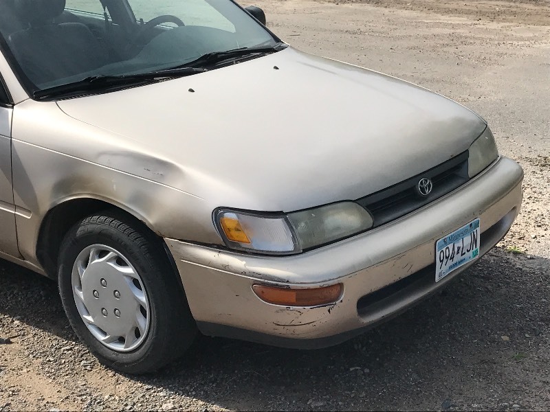 lot 1 image: 1995 Toyota Corolla