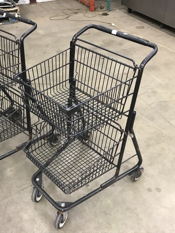 lot 6 image: (2) Stock Carts