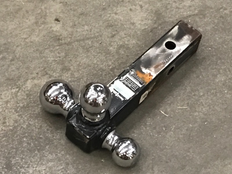 lot 24 image: 3-Way Receiver Hitch