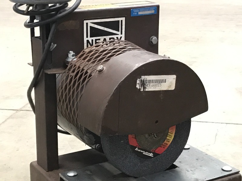 lot 25 image: Neary Lawn Mower Blade Sharpener