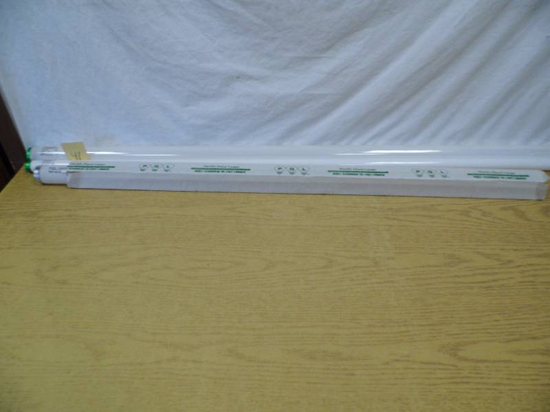 Assorted New Florescent Bulbs