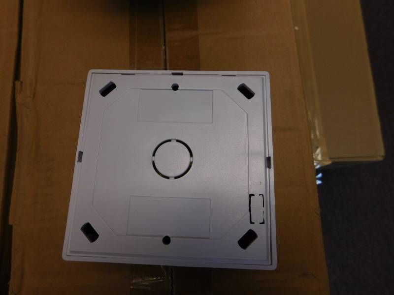 lot 5 image: NEW 3.75 Doorbell Sounder (D1306)