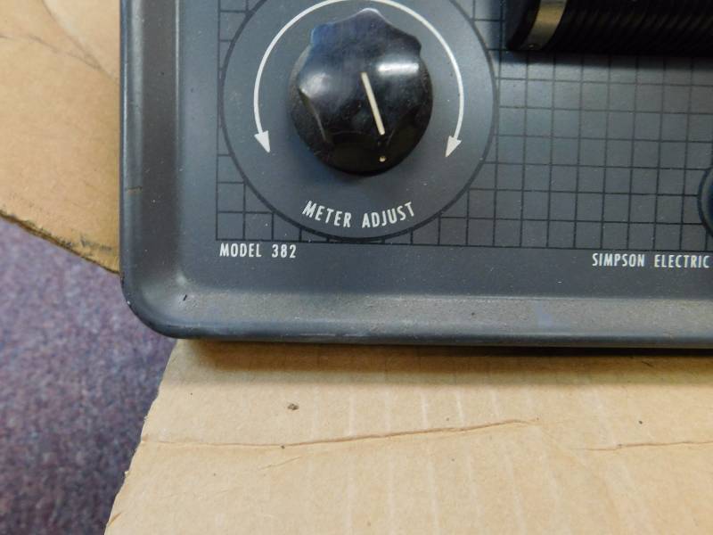 lot 9 image: Simpson Horizontal System Analyzer (Model 382)