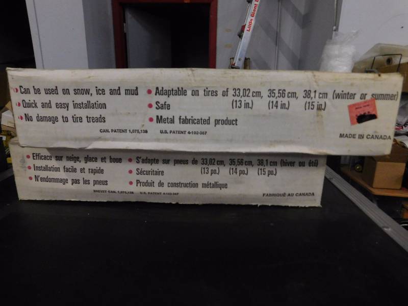 lot 42 image: Tire Traction Mobile- Adjustable on 13, 14, 15 Tires