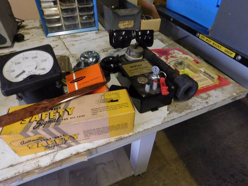 lot 60 image: Misc. Man Cave Lot (See Photos)