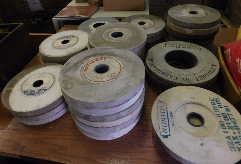 lot 83 image: Grinding Wheels (approx. 50)