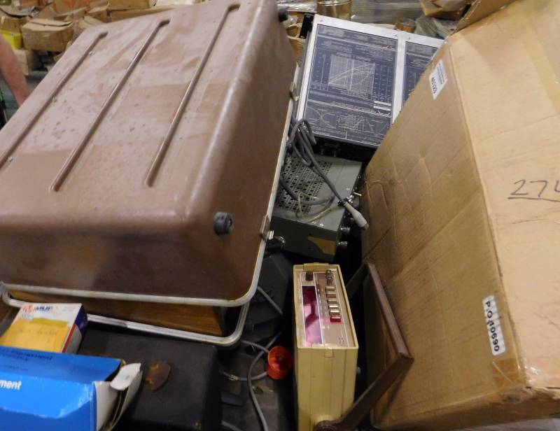 lot 88 image: Misc. Lot of Electronic Test Equipment #1 (see photos)