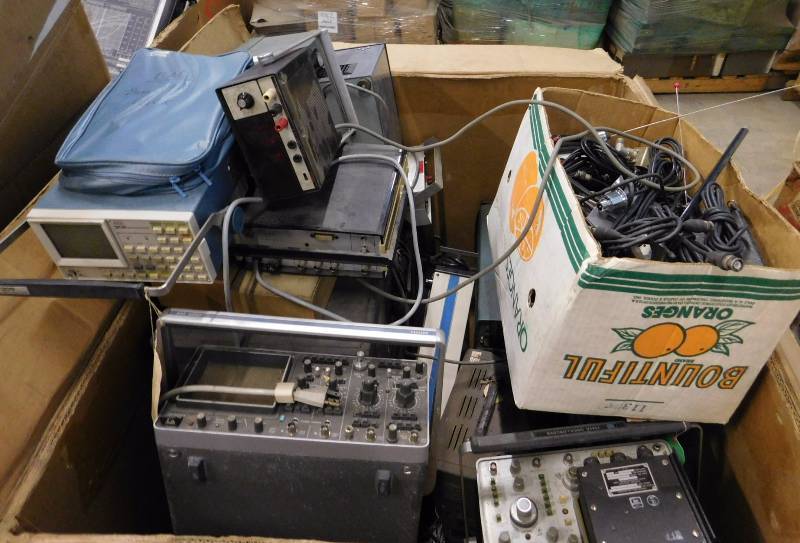 lot 89 image: Misc. Lot of Electronic Test Equipment #2 (see photos)