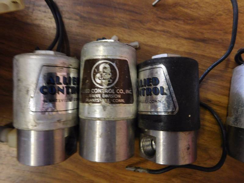 lot 147 image: Allied Control Electric Air Valves 24V