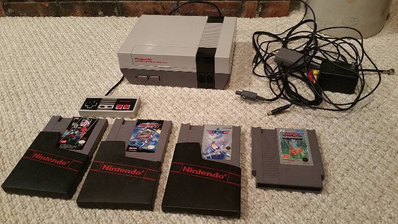 lot 42 image: Original Nintendo 1985