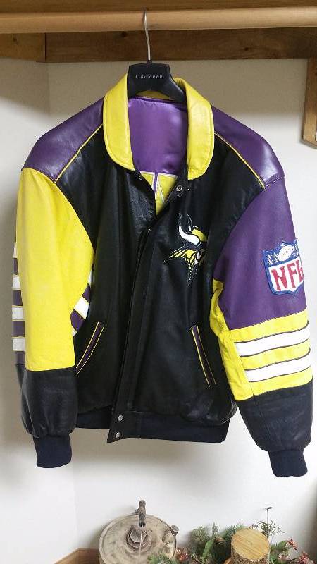 lot 80A image: Leather Minnesota Vikings Jacket