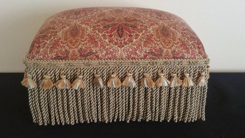 lot 35C image: Petite Foot Rest