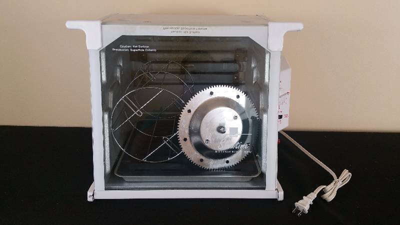 lot 101 image: Ronco Showtime Rotisserie & BBQ Oven
