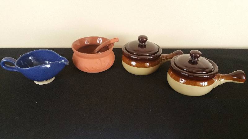 lot 110 image: Pottery, Bean Pots, Etc