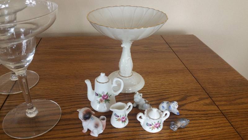 lot 113 image: Lenox Compote, Crystal Wine Goblets, Clear Glasses, Miniatures, Etc.