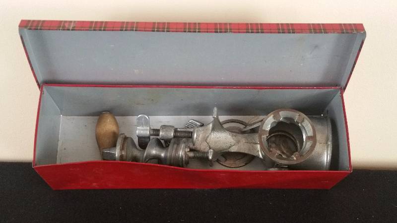 lot 114 image: Antique Climax Meat Grinder