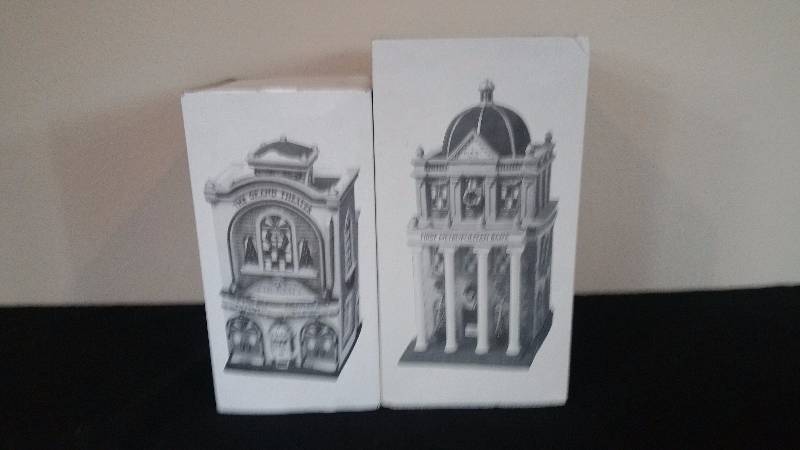 lot 116 image: Department 56 Christmas Village x10