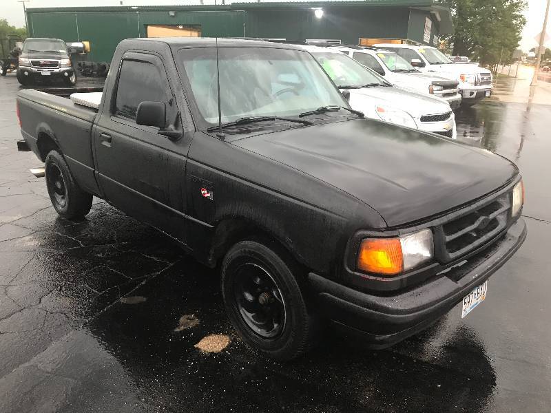 lot 3 image: 1996 Ford Ranger