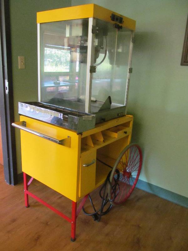 lot 20 image: Star popcorn machine