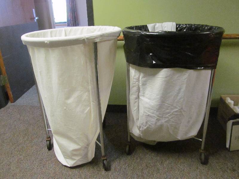 lot 88 image: laundry carts