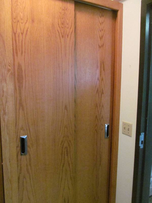 lot 107 image: (106) wardrobe cabinet