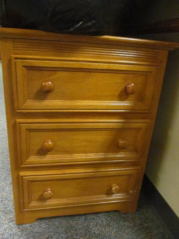 lot 126 image: (hall) night stand