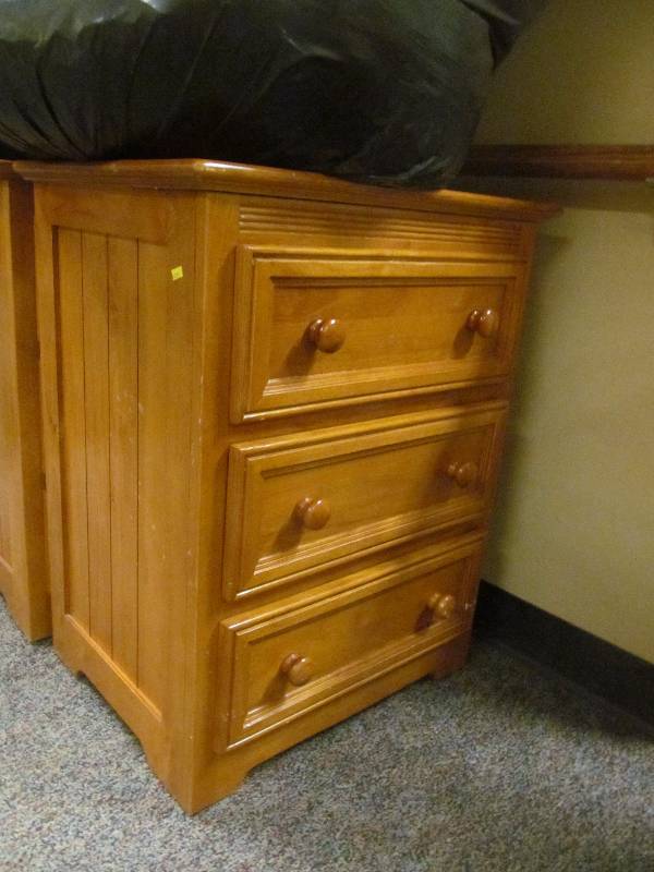 lot 132 image: (hall) night stand
